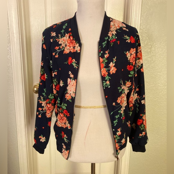 Bright Navy floral Love Tree bomber - Picture 4 of 10